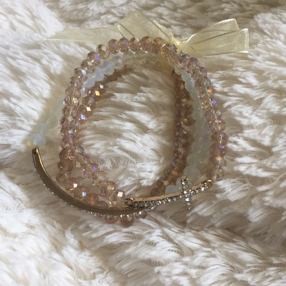 🎉HP🎉 NWT crystal bracelet set